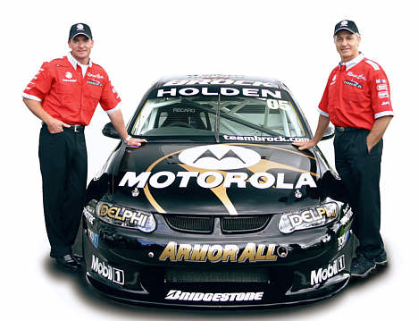 I 2001 gjorde han comeback som teamejer i V8 SuperCar serien.